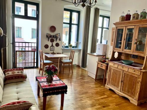 2-Zimmer-Apartment Monbijou am Hackeschen Markt, Berlino (foto 2)