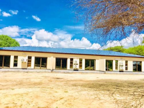 Atoma Lodge in Shakawe