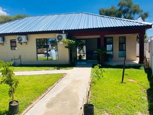 Atoma Lodge in Shakawe