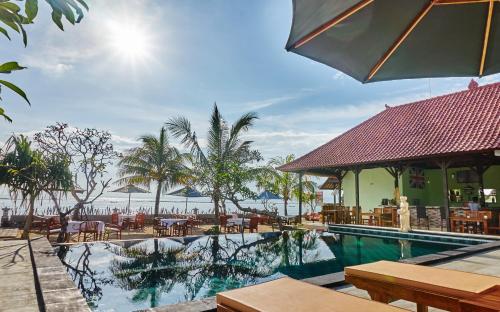 Restaurant, Scooby Doo Beach Bungalow in Nusa Lembongan