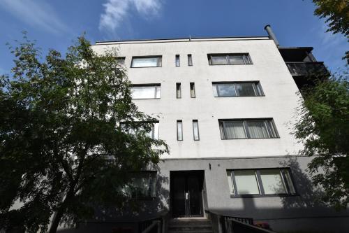 Lovely & spacious central apartment with sauna in Kadriorg