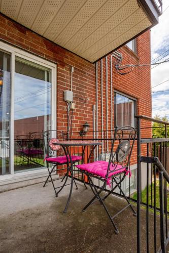 Cozy 2 bedroom close to downtown in LaSalle