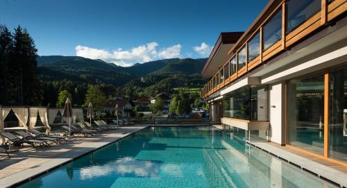 Hotel Weiher Green Lake in Pfalzen