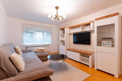 Apartament Confort Obcini – khách sạn tại Marasesti