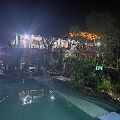 . Nkisi Guesthouse