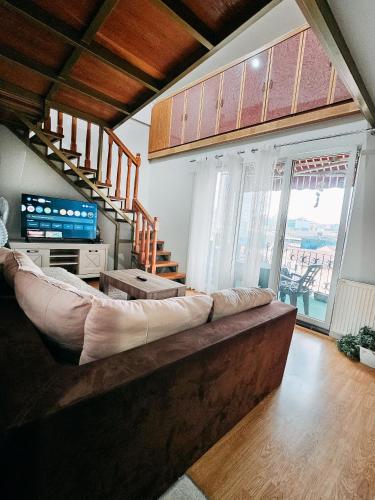 Central Duplex Suite, Prisztina
