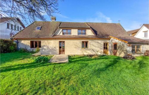 Maison spacieuse et chaleureuse pour familles, à 10 min de la Baie de Somme (Maison spacieuse et chaleureuse pour familles, a 10 min de la Baie de Somme) in Saigneville