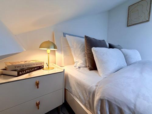 Le Loft Contemporain - Climatisé & Smart TV au coeur de Dijon - image 3