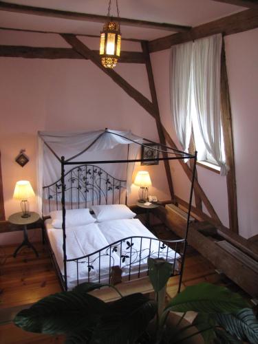 1 double bed, 1 twin bed, 1 sofa bed