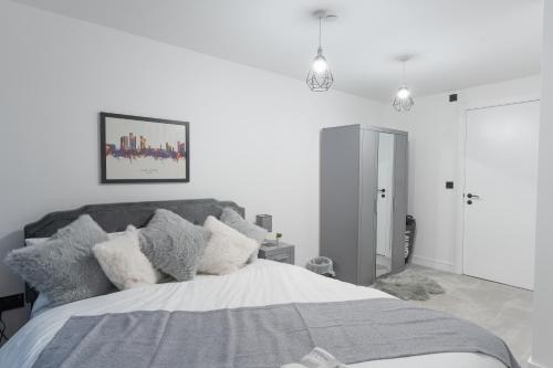 2 Bed Apartment, in the heart of Manchester City Centre! 7 mins walk from Piccadilly Station!, Manchester (photo 4)