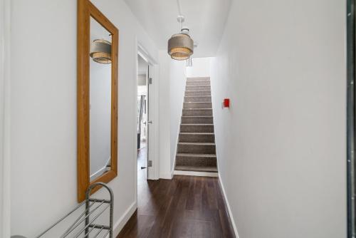 6 Bedrooms Entire Property in Central London