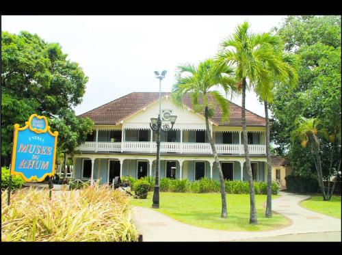 مناطق جذب قريبة, Hostel des 3 sources in ديامنت