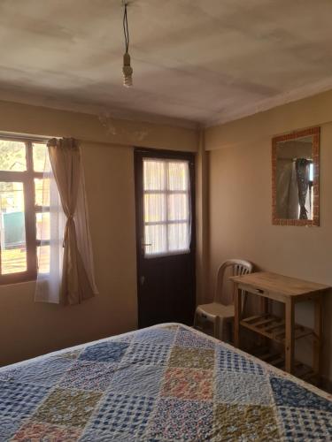 Casita entre los cerros - image 5