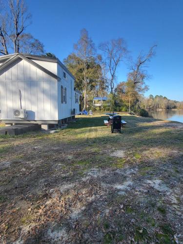 At Ease River Front in Silsbee (TX)