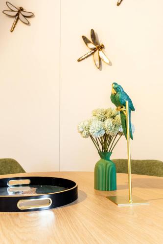 Jungle Suite · Kreis 6, Zurich (photo 5)