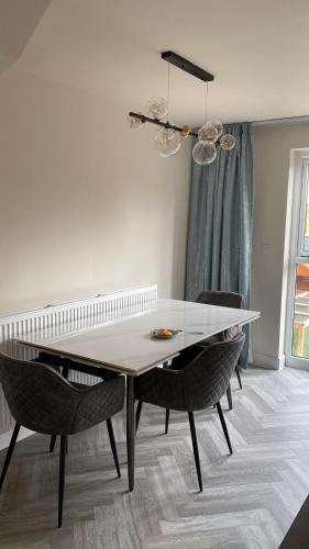 Konyha, The Cottontail - Modern Private Room With Breakfast - Tamworth in Tamworth