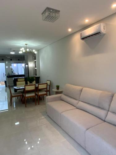 Paraíso do Oeste (Paraiso do Oeste) in ลุยส์ เอดูอาร์โด มากาลเยล