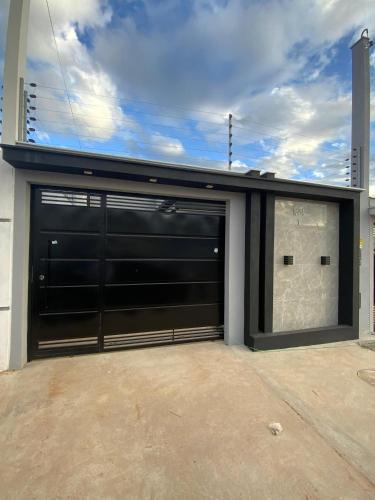 Paraíso do Oeste (Paraiso do Oeste) in ลุยส์ เอดูอาร์โด มากาลเยล