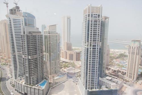 Royal suites LIv Marina views - image 10