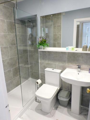 Fabulous location, One Bedroom West End Flat, just off Byres rd, close to SEC & Hydro, Glasgow (foto 10)