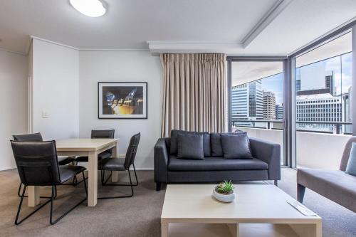 Brisbane Cityscape at Aurora Tower