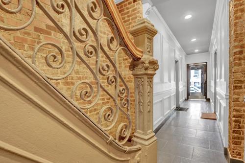 Modern 2BR with Private Garden - In Gramercy Park, New York (Foto 4)
