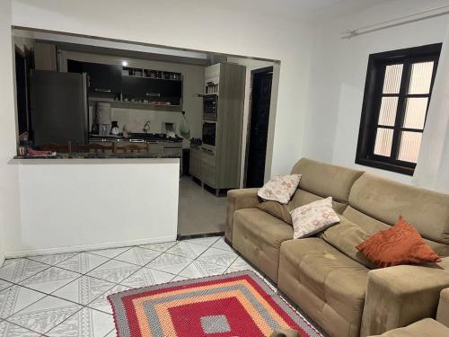 House with pool in Bal Camboriú, Oktoberfest (House with pool in Bal Camboriu, Oktoberfest) in มูนิซิปิโอส