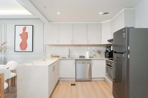 Luxury Renovated 1BR w Full Sea View, Dubai (foto 4)