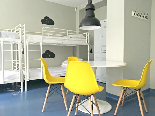 Cloud Hostel - image 14