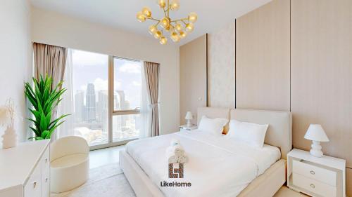 Enjoy Best Burj Khalifa & Fountain Views From Balcony Luxury 2BR 3 Mins from Dubai Mall - Like Home, Dubai (foto 7)