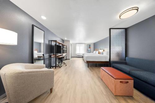 Everhome Suites San Bernardino - Loma Linda in San Bernardino (Kalifornia)