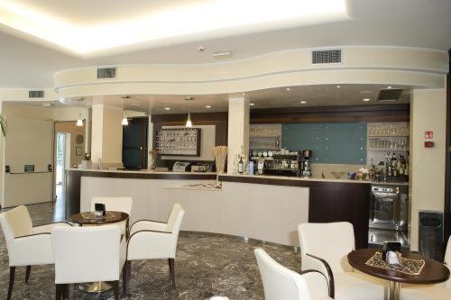 Hotel Bellevue - image 12