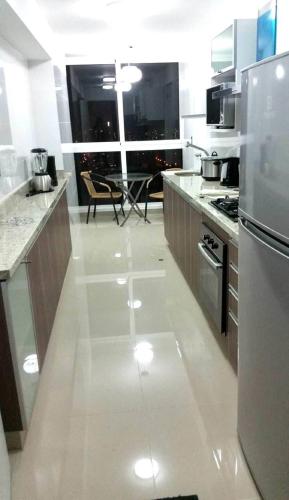 Deluxe Apartment image 2