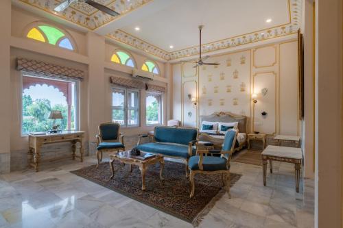 Umaid Palace - Getaway Resort Near Jaipur Close to Bhangarh & Chand Baori Stepwell Abhaneri in Dausa