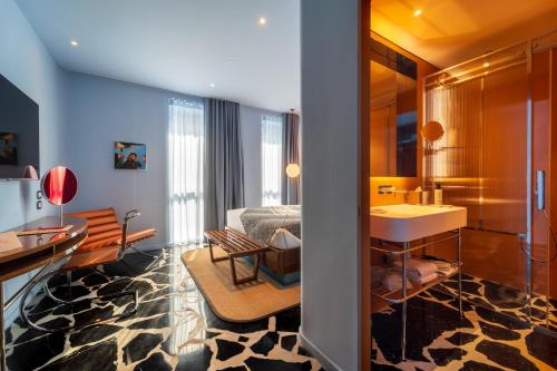 room detail thumbnail 0