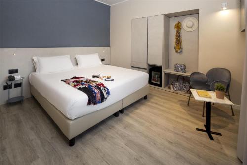 2 twin beds