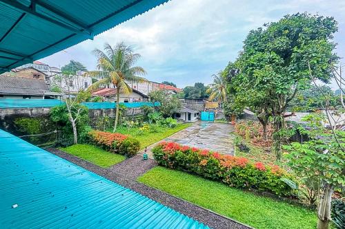 Exterior view, Garden View near Batu Tulis RedPartner in Batutulis