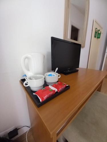 Hotel Kathmandu – El Pas de la Casa, DC