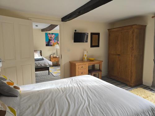 Family room 2 - The Unicorn Hotel in Llanidloes