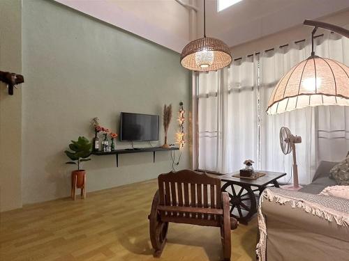 BaanCactus in Salak Khok Bay