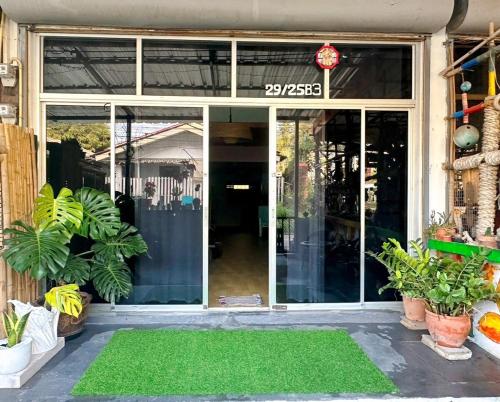 BaanCactus in Salak Khok Bay