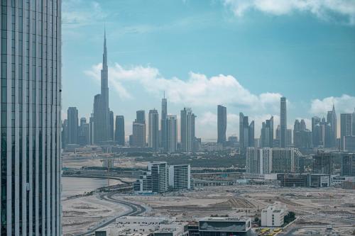 Luxury 2BR 34th Floor Burj Khalifa Sea Creek View, Dubai (Foto 3)