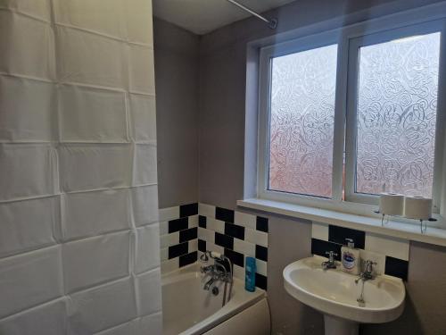 Apartment - Sleeps 4 - Parking - WiFi, Ashington (fotografie 7)