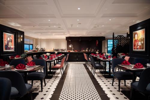 Restaurant, Champton Hanoi Hotel in Hoan Kiem District
