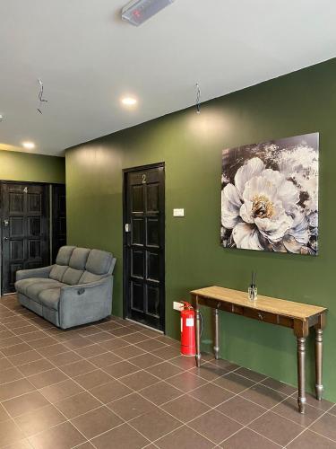 Dungun CFD ROOMSTAY Dungun 2-Star Guesthouse pool