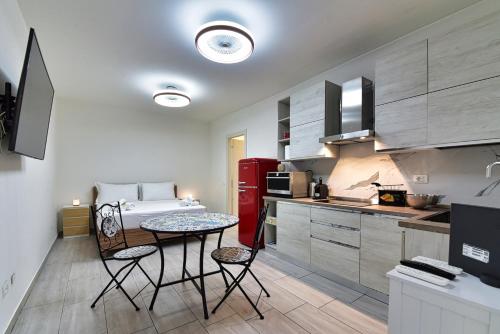 Kitchen, Dream Suites Sesto Centro in Sesto San Giovanni