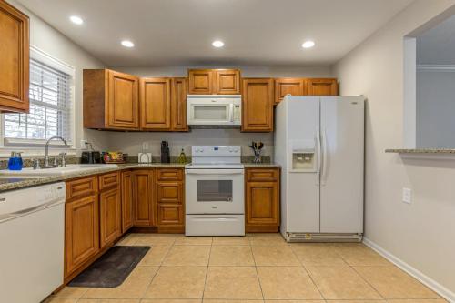 27 West Ridge Drive SE Cartersville - image 5