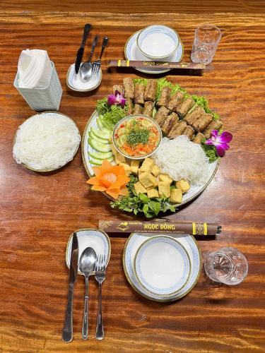 Lang Sinh Thai Ngoc Đong - Eco Village Retreat in Phu Tho