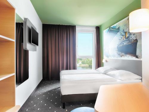 1 double bed