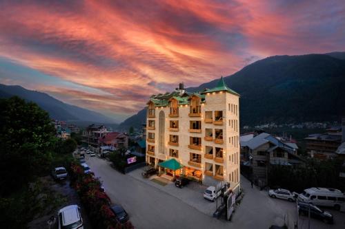 Azure Chandertal Regency Hotel And Spa